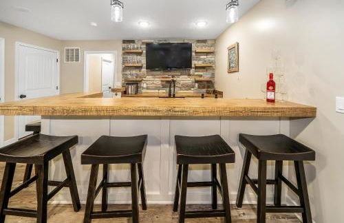 Spacious Country Farmhouse Retreat, Sleeps 16, Pool, Movie Room - Foto 64