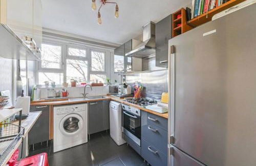 2-Bed Apartment - Sleeps 4 - Greenwich - Foto 6