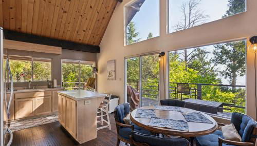 Warm and Cozy Mountain and Lake View Haven cottage - Foto 5