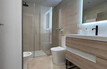 Marina Coastal Bliss Málaga centro - Photo 20