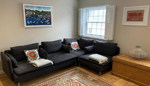 Lovely flat, balcony & woodstove, parking close - Foto 1