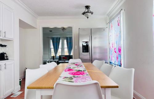 Entire Family-friendly 4 BR Cozy Unit , Metro walk - Foto 10