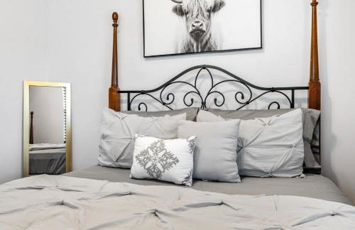 Cozy 2bdr, 1br home near downtown - Foto 8