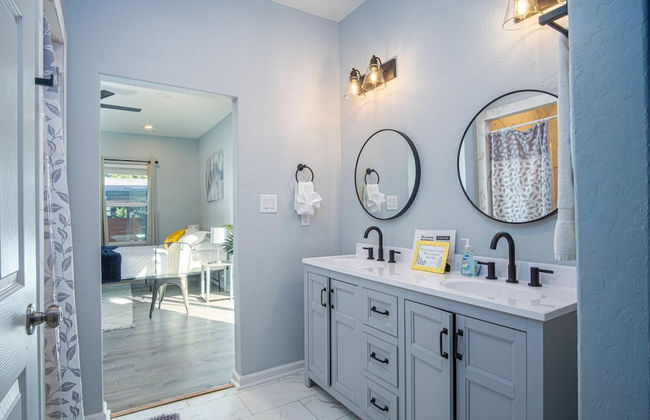 Spectacular Brand New 4br/2.5ba Near DT/ Riverwalk - Foto 16