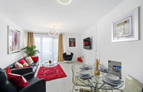 Cityfront Luxe Apt Near City Centre Facing Etihad & Coop Live, Free Parking - Foto 25