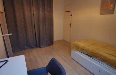 Nantes RENAUDIERE - Proche Parc Expo Stade Beaujoire - Wifi - Parking - Tramway bus - Foto 16