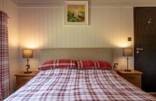 Tesseyman Lodge - Photo 31