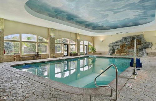 Swiss Zermatt King Suite with Pool Near Park City Ski Resorts - 2049 - Foto 20