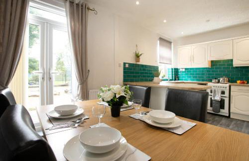 Manvers House, Rotherham for contractors, Families, free parking, Spacious, WIFI, modern - Foto 18