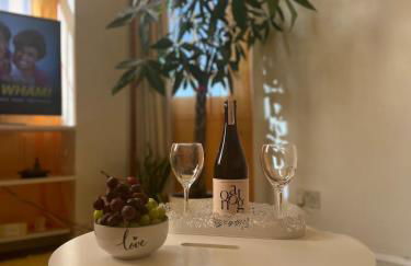 Central Apartment In London Bridge! - Photo 1