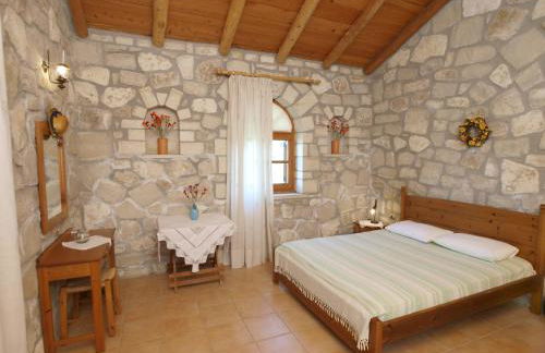 Gerolakos Country Houses - Photo 6