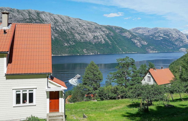8 Person Holiday Home in Fløyrli - Foto 1