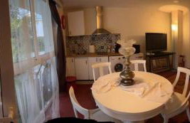 Apartamento abierto con patio - Photo 19