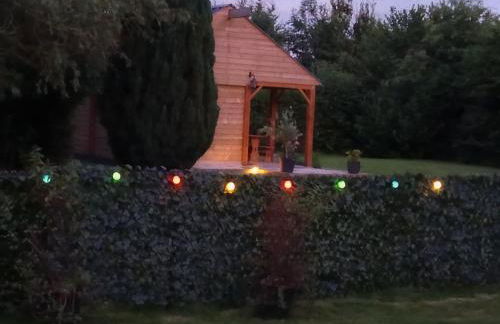 Bungalow 2 pièces, SDB, terrasse, Piscine de mai à octobre - Foto 18