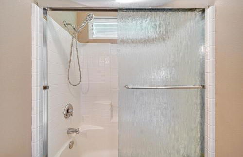 Pahoa Home with Fenced-In Yard Near Hilo and Parks - Photo 12