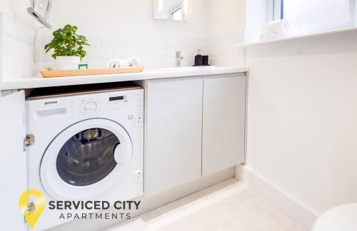 SCA-Arden House 10min to NEC Sleeps 6 Parks 2 Vans - Foto 26