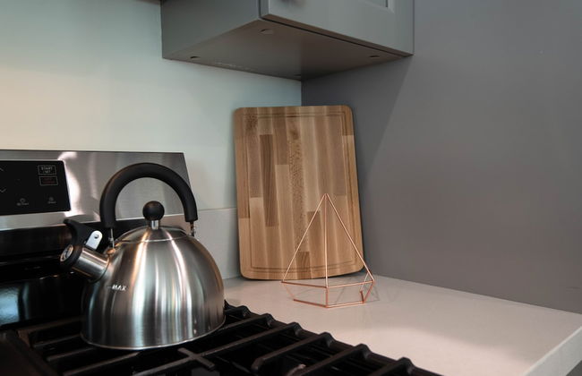 Epic House Near Griffith Observatory - Photo 25