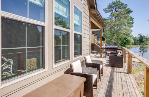 New 3BR Lakefront Home w Dock and Fishing Pond - Foto 23