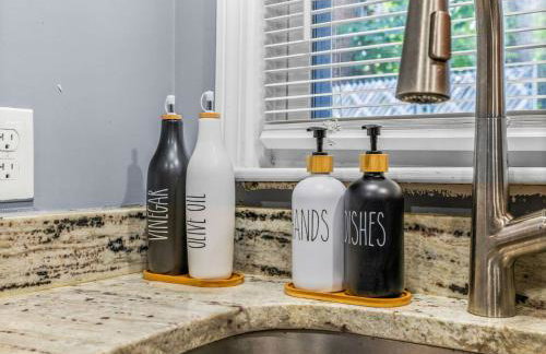 Luxury 2BR apt in Boston with Free Parking - Foto 17