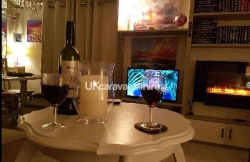 Susie's Beautiful Caravan near the sea - Foto 4