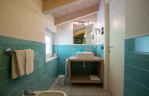 Residence CaFelicita - Apartments Lake View - Infinity Pool - Jacuzzi - Foto 69