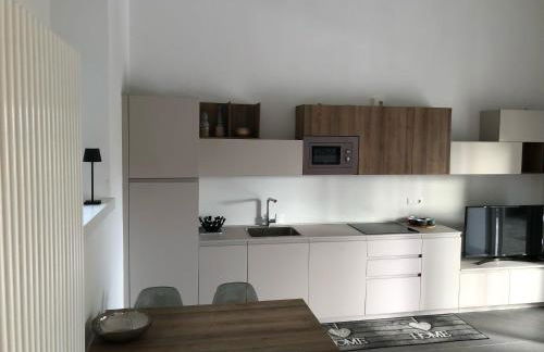 Villa Santa Chiara Lesa - appartamento vista lago con piscina - Foto 19