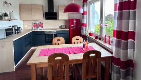 Möhnesee FeWo Körbecke Ruhige Lage mit Balkon & Seeblick - Photo 3, stove, pet friendly