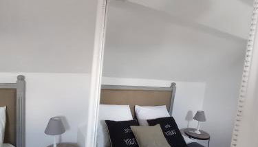 Le Cocon à Ay-Champagne Escapade romantique & dégustation de Champagne - Foto 5