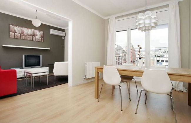 BarcelonaForRent The Sagrada Penthouse - Photo 15