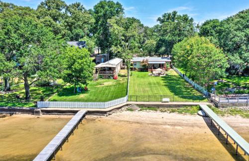 Lakefront Mabank Gem with Sunset Views Pets Welcome - Foto 32