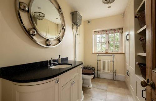 Cosy Farmhouse in Bibury - Dog Friendly & Hot Tub - Foto 25