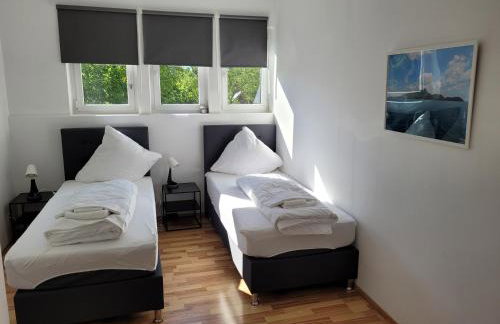 Berghof Wörner 2 Wohnungen für bis zu 20 Personen mit Balkon I Terrasse I 4 Bäder I NETFLIX I Ruhig und gemütlich wohnen - Foto 12