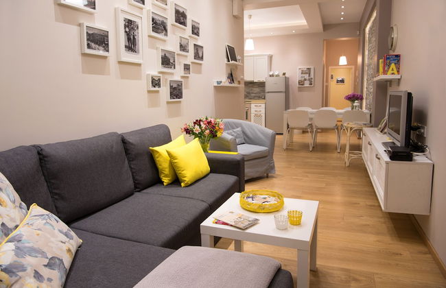 The North Tower Apartment - Photo 21