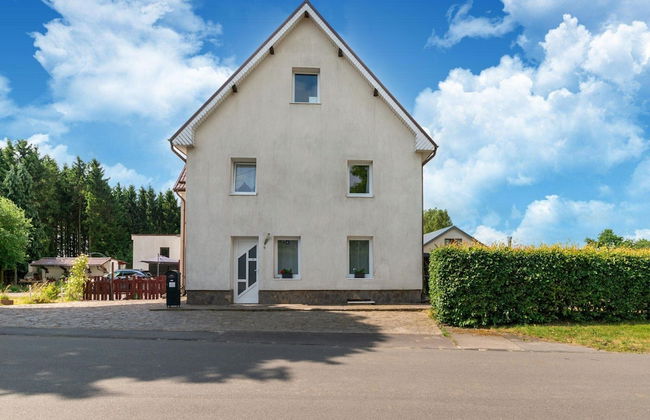 Family Villa Near Lake - Photo 37