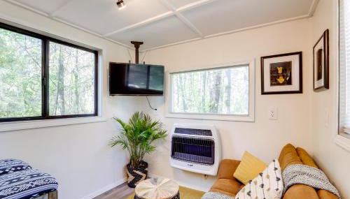 Hike On-Site: Georgia Tiny Home on Farm Retreat - Photo 4
