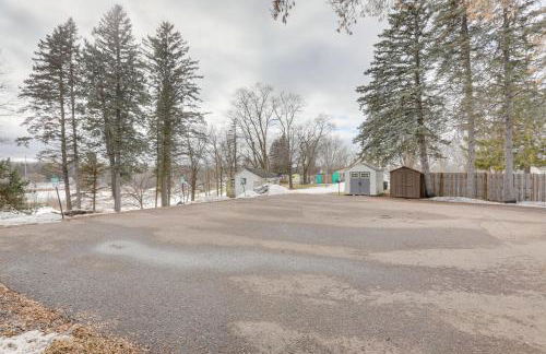 Family Fun on Cross Lake! Darts, Games, Smart TVs - Foto 37