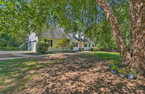 2 Mi to Clemson Central Villa with Deck, Near Lakes - Foto 31