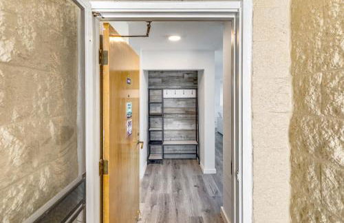 Newly Renovated Condo with SUP Paddle Boards and Golf Clubs Included - Foto 51