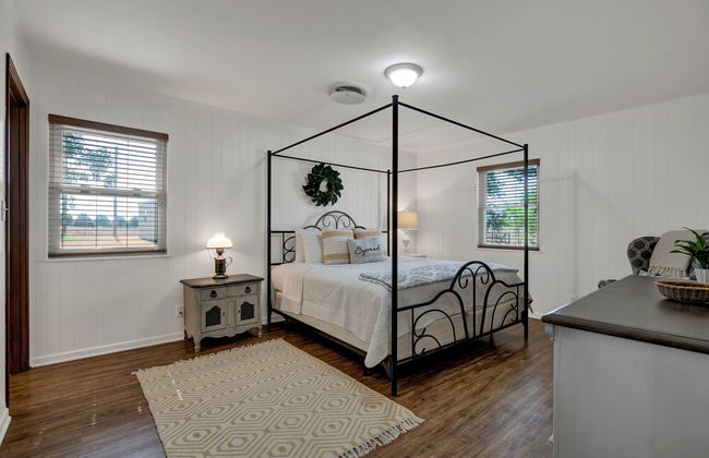 Spacious Home - Fire Pit, BBQ and Outdoor Seating! - Foto 4