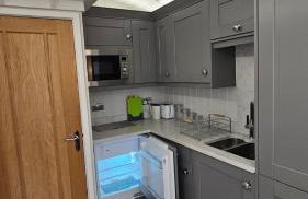 Cosy Hut Immersed in Nature with Private Hot Tub - Foto 36