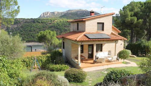 Casa con piscina y vistas al Pantano de San Juan - Foto 1