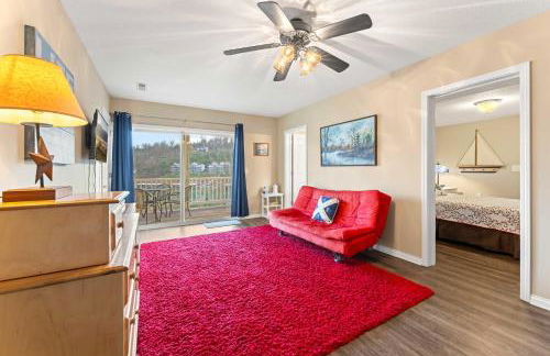 Family-friendly Home Hot Tub Lake View & Pool Access - Foto 34