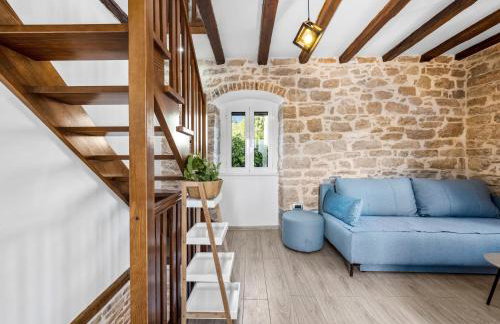 House AnaDora with pool - Zlarin - Photo 2