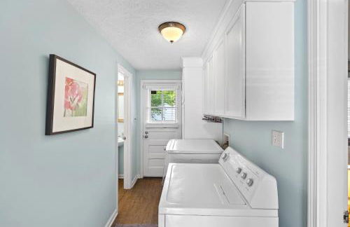 Neighborhood Retreat, Large Yard, Fire Pit - Foto 10