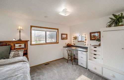 Stunning A-Frame Home with Views, 10 Mi to Okanogan! - Foto 17