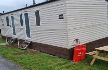 Light and Airy 2 Bedroom Mobile Home - Foto 28