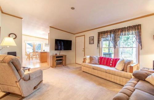 3BR 2BA with direct VAST Trail access on 10 Acres - Foto 15