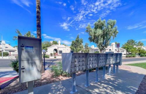 Serene Town home in Chandler with pool - Foto 55