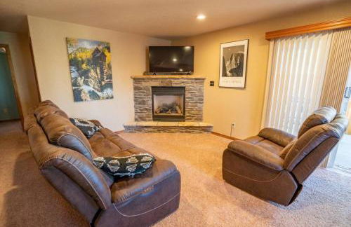 Bear Creek Lodge - Spa - Fire Table - 3min to Trails - Foto 6