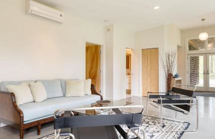 Secluded Modern Enclosed Patio Forest Views Woodland Zen by AvantStay - Foto 7